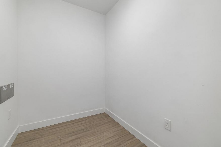 203 2408 Grant Street