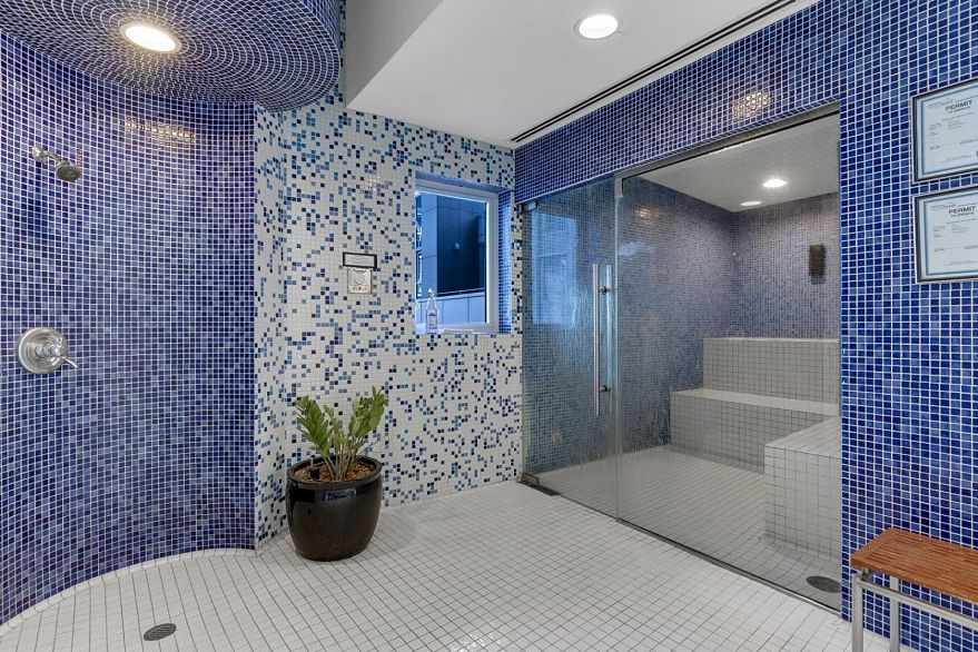 1804 1233 W Cordova Street