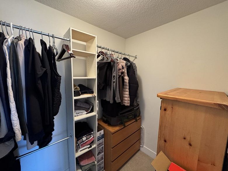 2504 888 Homer Street