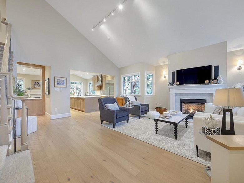 28 5650 Hampton Place