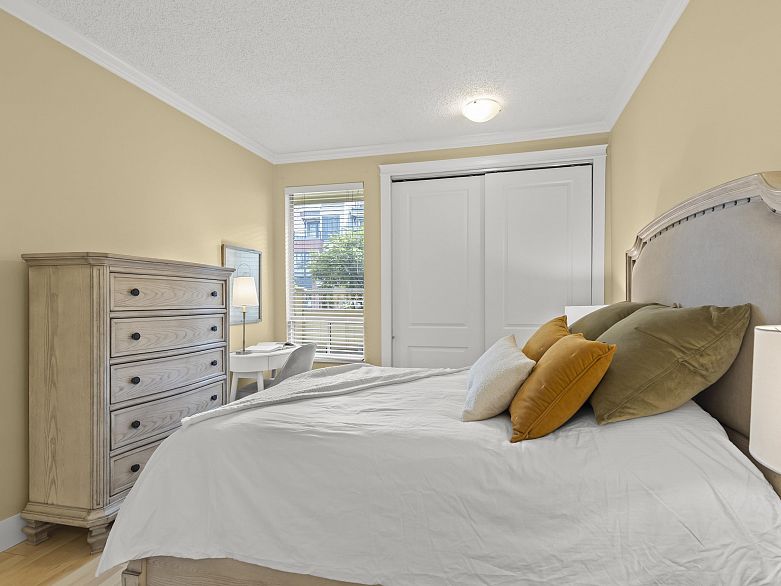 103 1100 W 7th Avenue