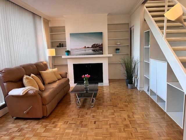 512 4900 Cartier Street