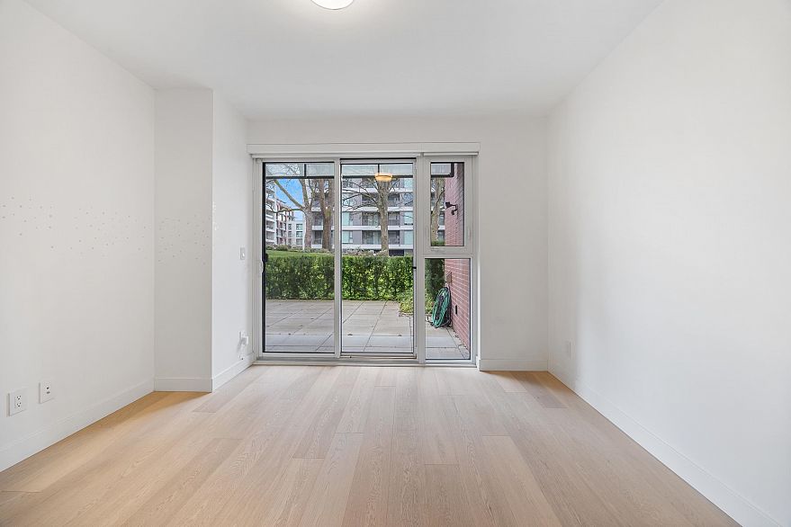 210 7128 Adera Street