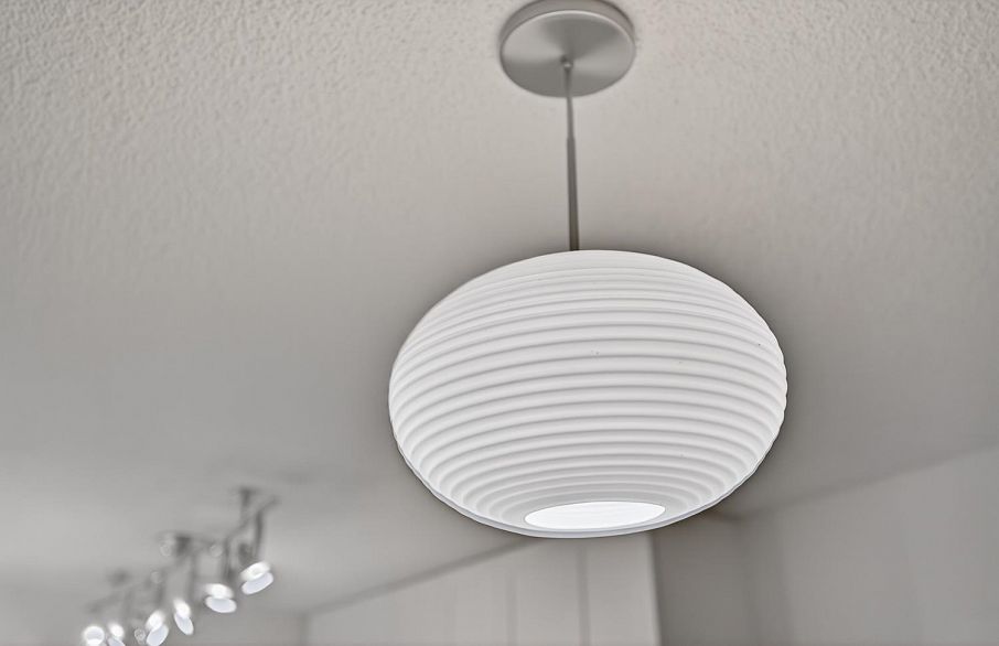 326 680 E 5th Avenue