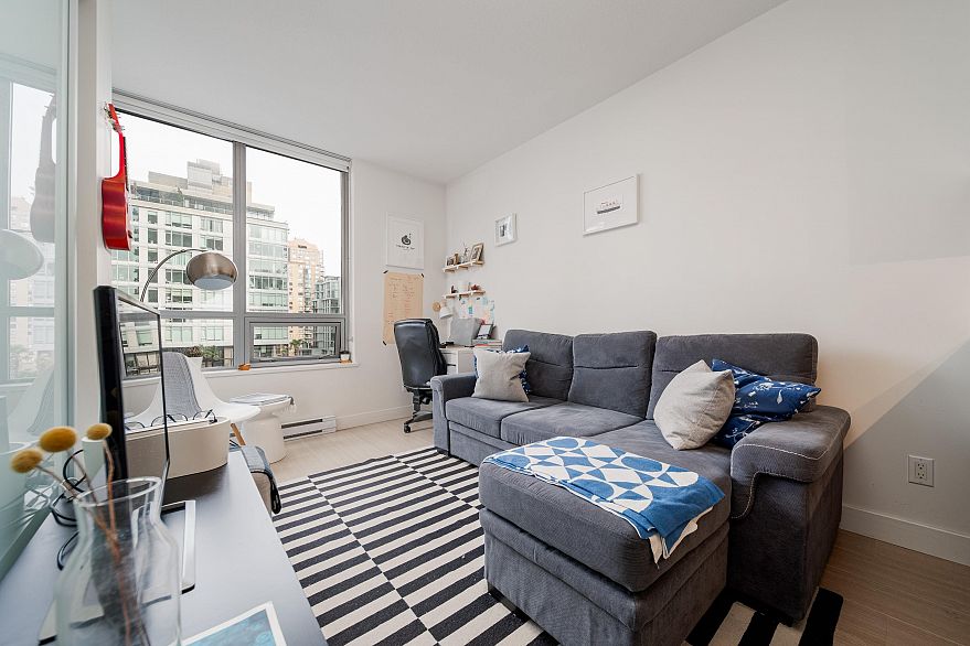 1003 1308 Hornby Street