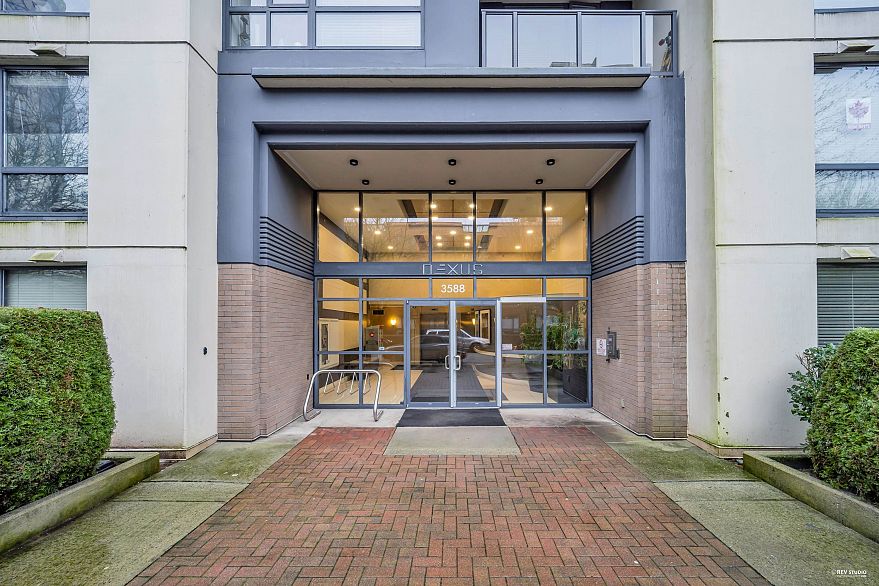 308 3588 Crowley Drive