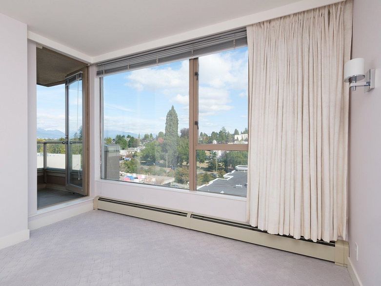 802 2108 W 38th Avenue