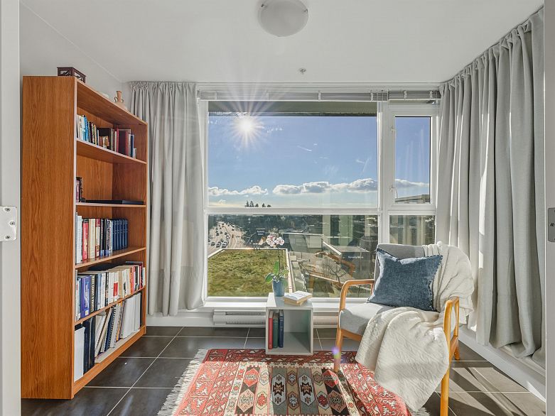 706 2770 Sophia Street