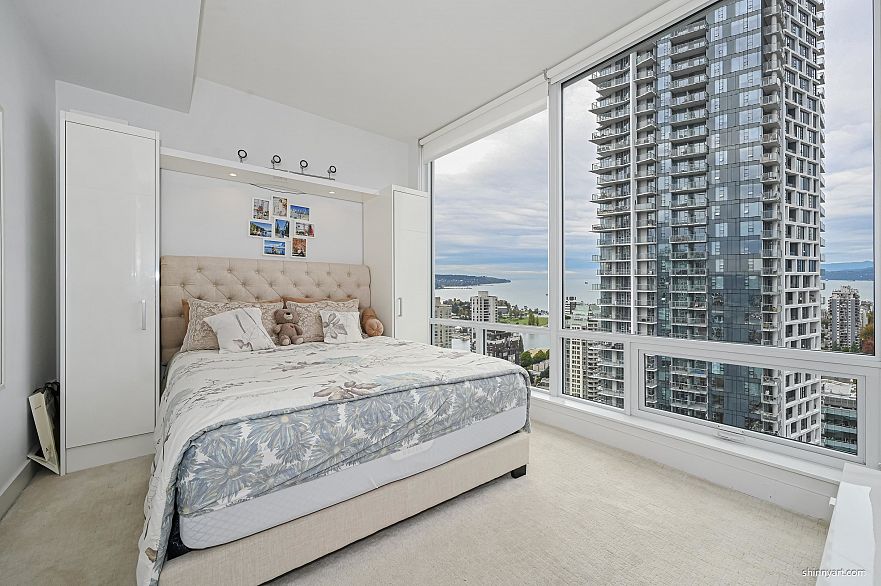 3602 1283 Howe Street