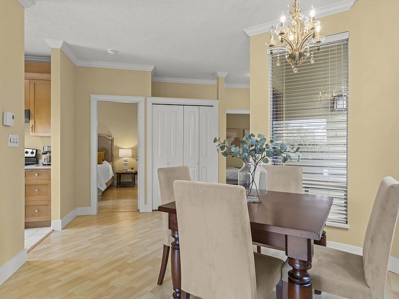 103 1100 W 7th Avenue