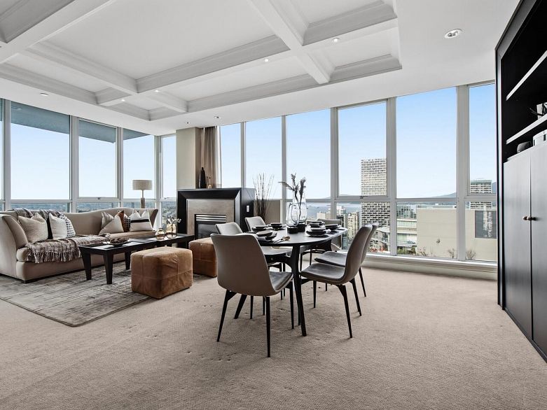 4302 1408 Strathmore Mews