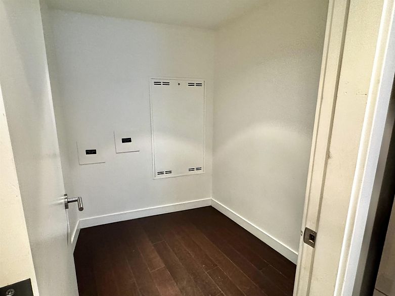 902 777 RICHARDS STREET, Vancouver BC V6B 0M6