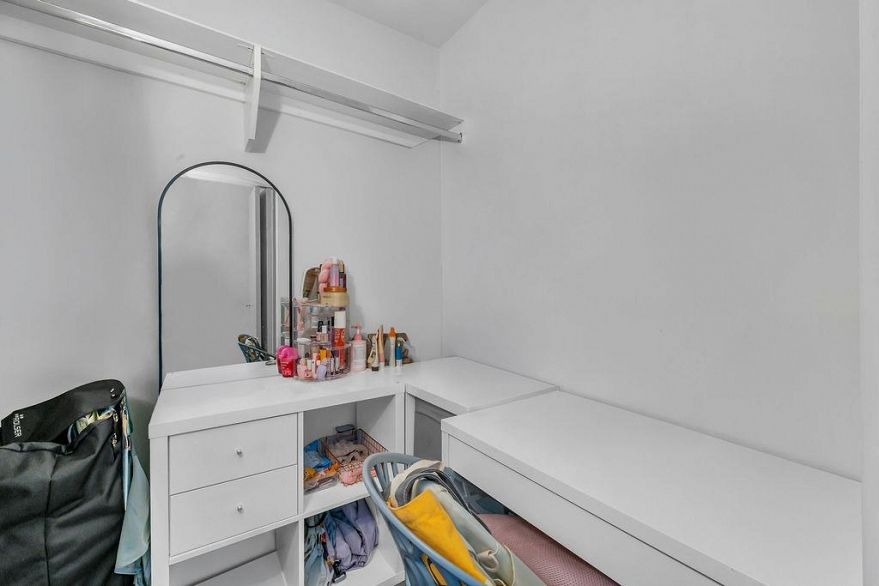 909 161 W Georgia Street