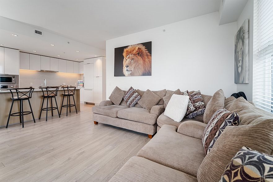 PH2 7988 Yukon Street