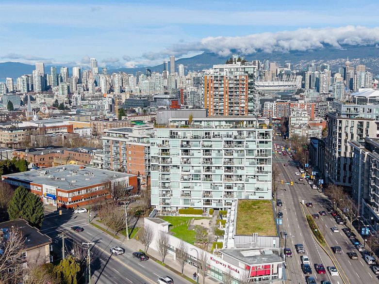 706 2770 Sophia Street