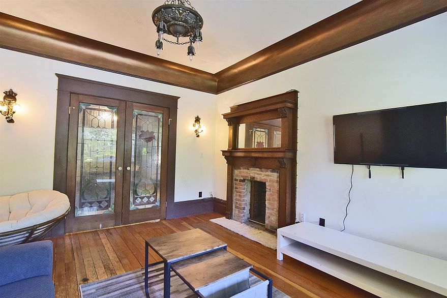 1 1517 COMOX STREET, Vancouver BC V6G 1P3