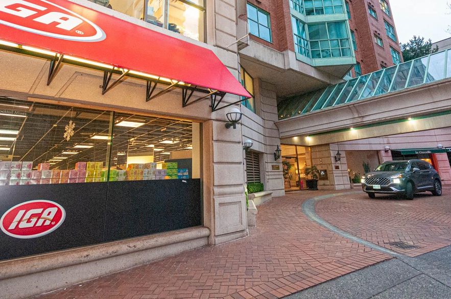 1606 909 Burrard Street