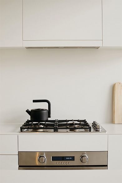 405 289 Alexander Street