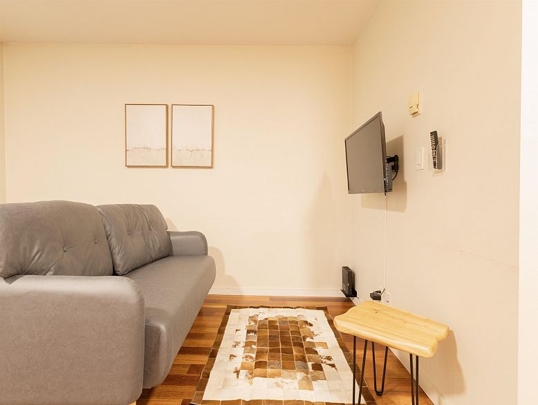 205 440 RICHARDS STREET, Vancouver BC V6B 2Z3