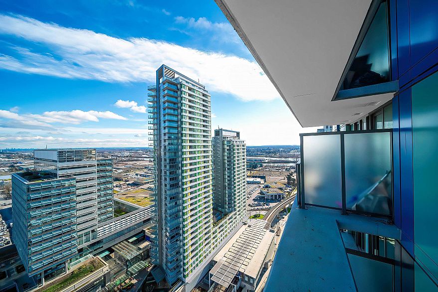 2605 8189 Cambie Street