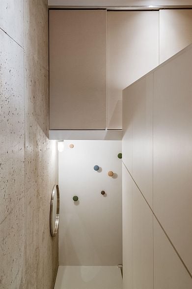 405 289 Alexander Street