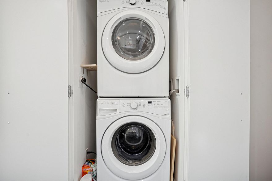 209 1628 W 4th Avenue