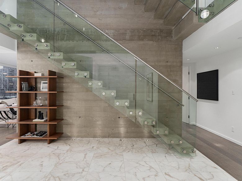 801 221 Union Street