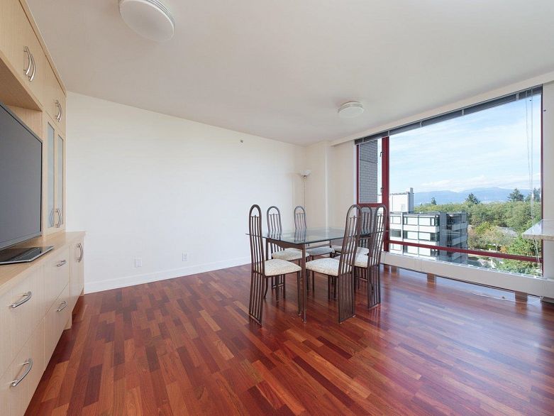 802 2108 W 38th Avenue