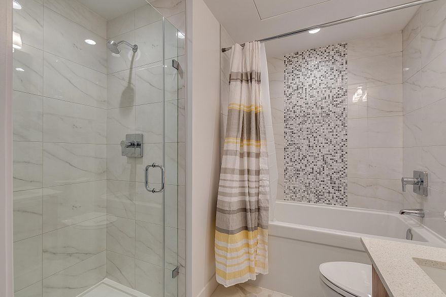 705 1283 HOWE STREET, Vancouver BC V6Z 1C1