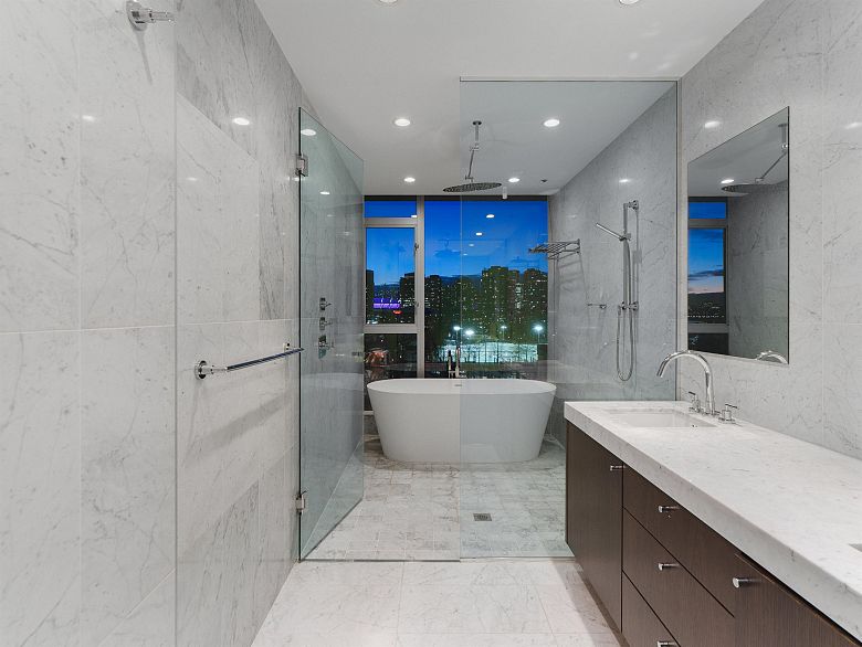 801 221 Union Street