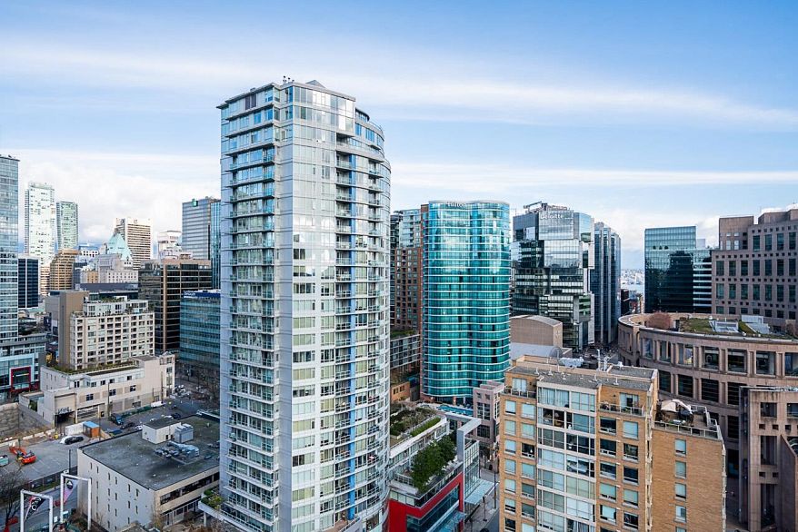 2504 888 Homer Street