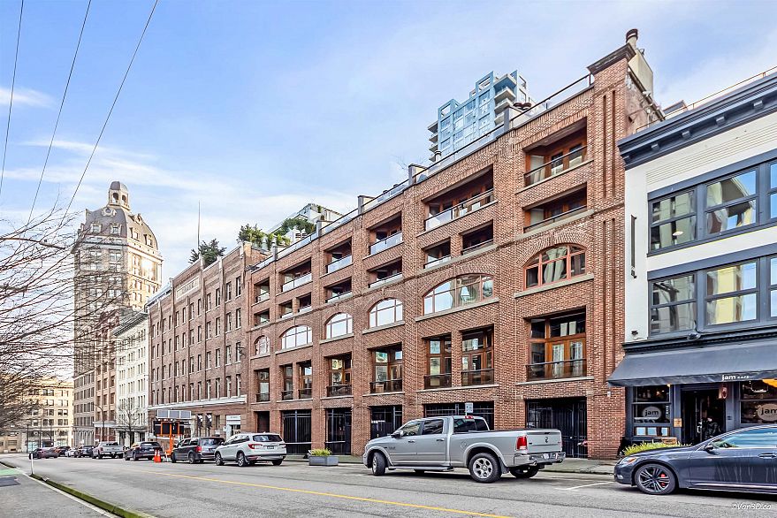 5-1 550 Beatty Street