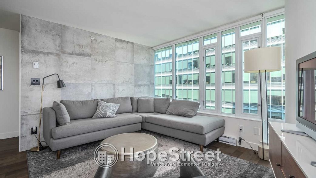 2207 610 GRANVILLE STREET, Vancouver BC V6C 3J3