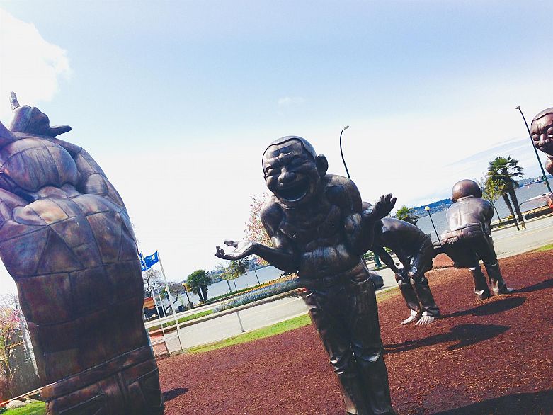 1103 1221 Bidwell Street