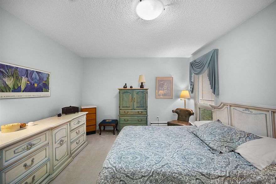 202 1066 W 13th Avenue