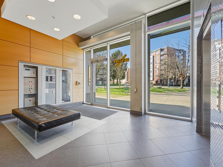 706 2770 Sophia Street