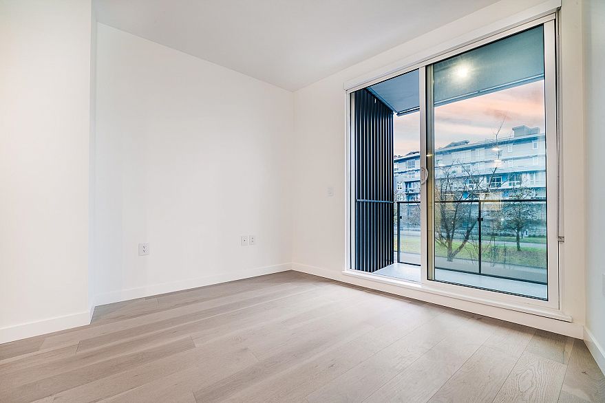 312 5212 Cambie Street