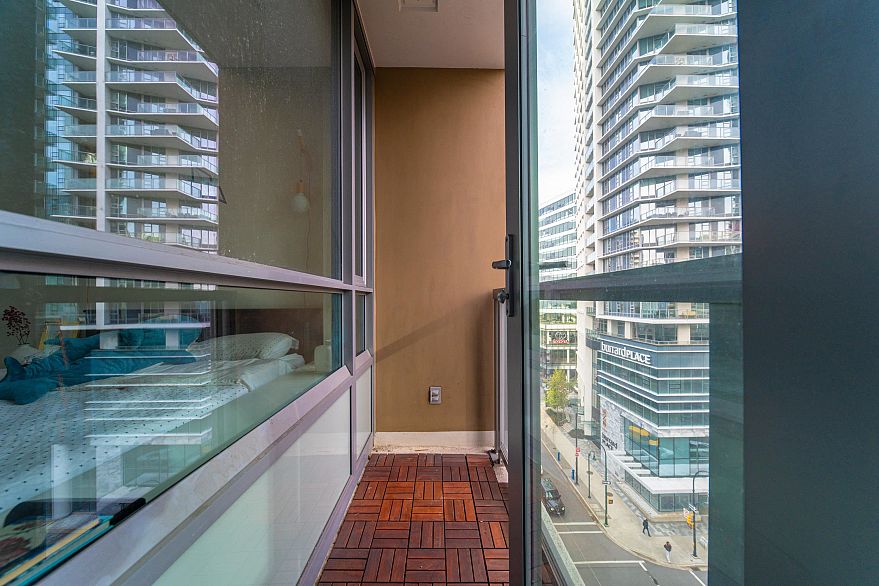 1003 1308 Hornby Street