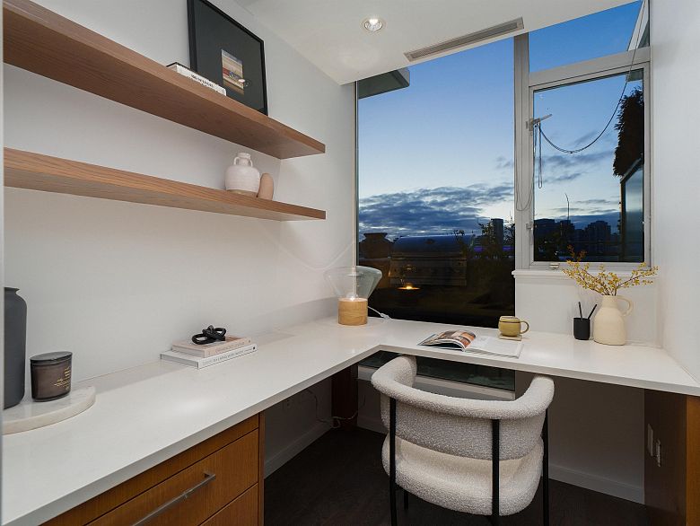 801 221 Union Street