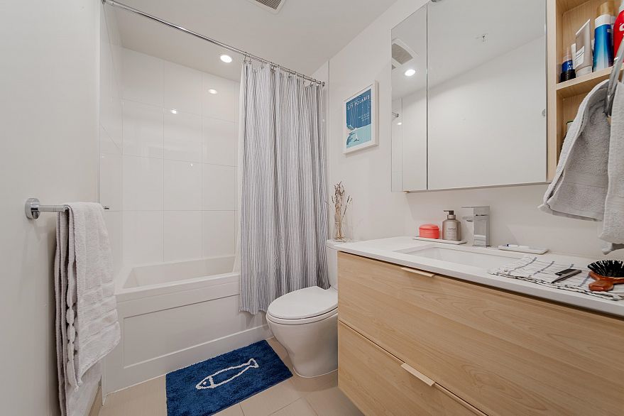 1003 1308 Hornby Street