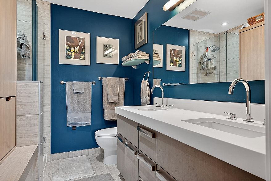 PH7 5555 Dunbar Street