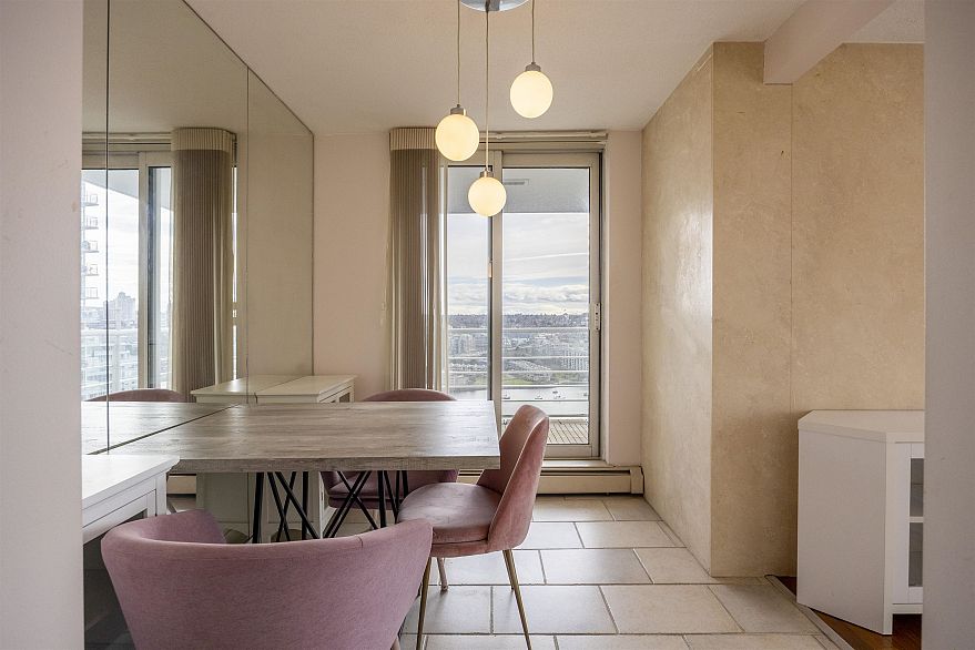 2907 198 Aquarius Mews