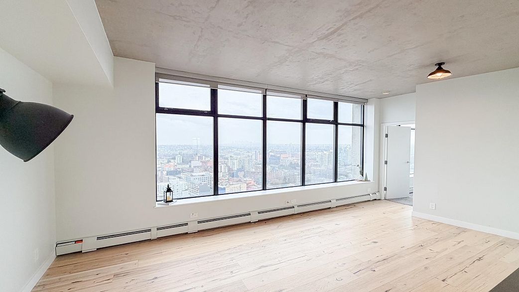 PH4 108 Cordova Street