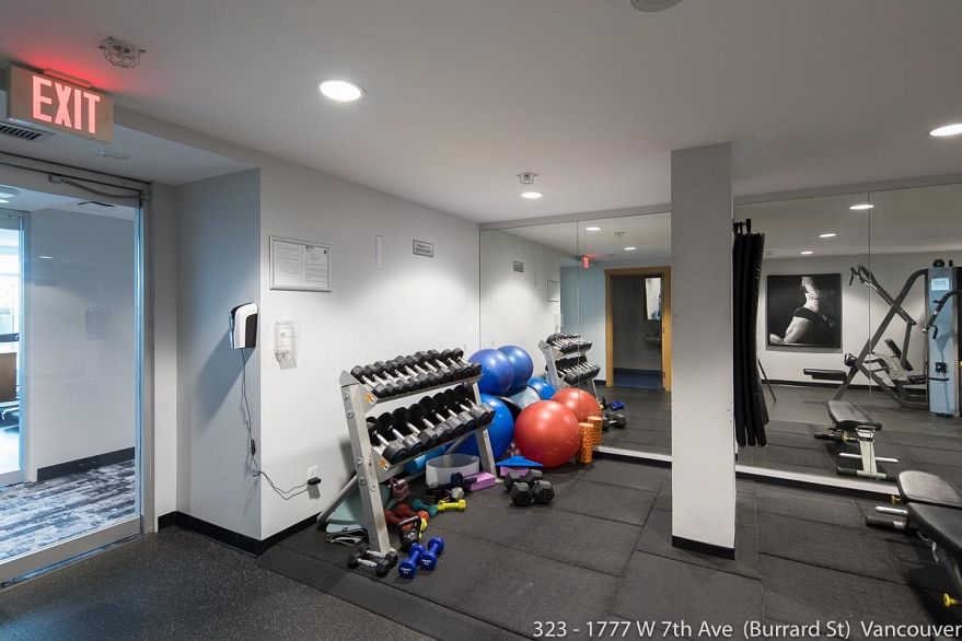 323 1777 W 7th Avenue