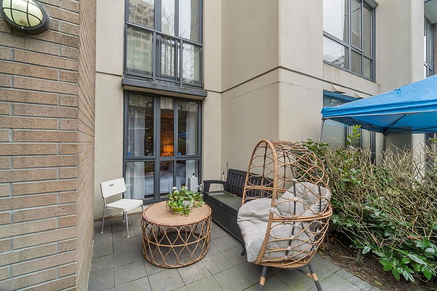 110 3588 Crowley Drive