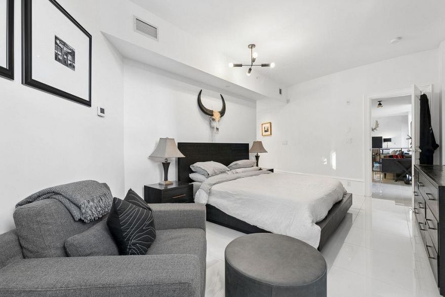 304 1102 Hornby Street