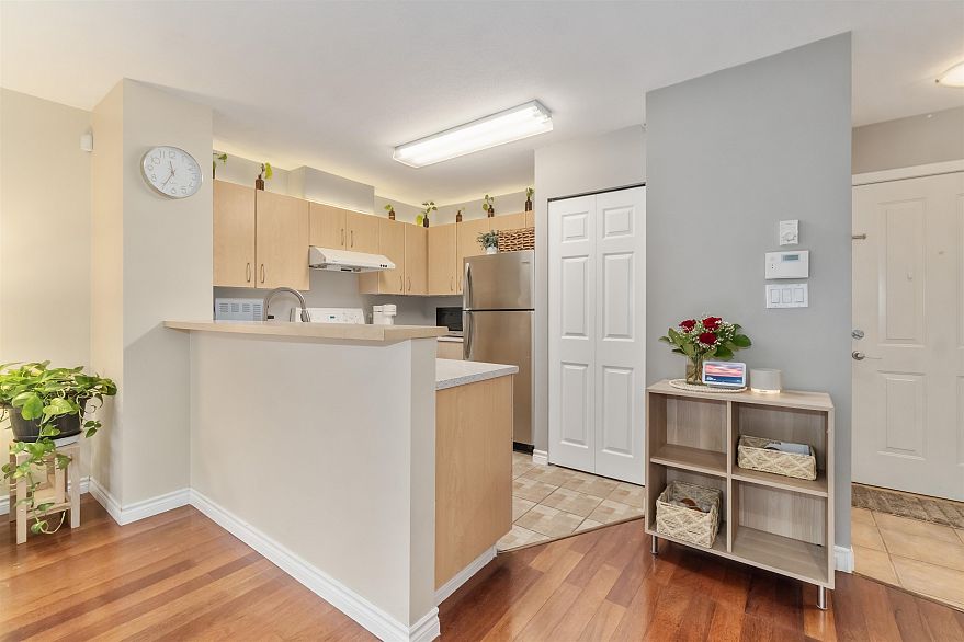 110 3588 Crowley Drive