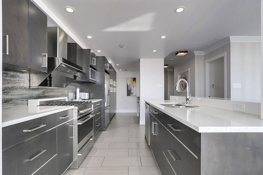 3002 1199 Marinaside Crescent