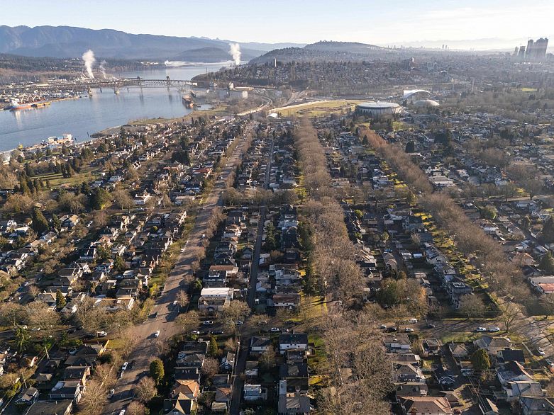 323 N Kamloops Street