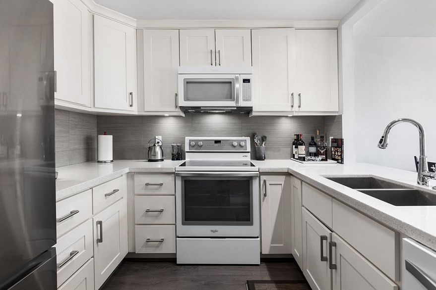 413 525 Wheelhouse Square